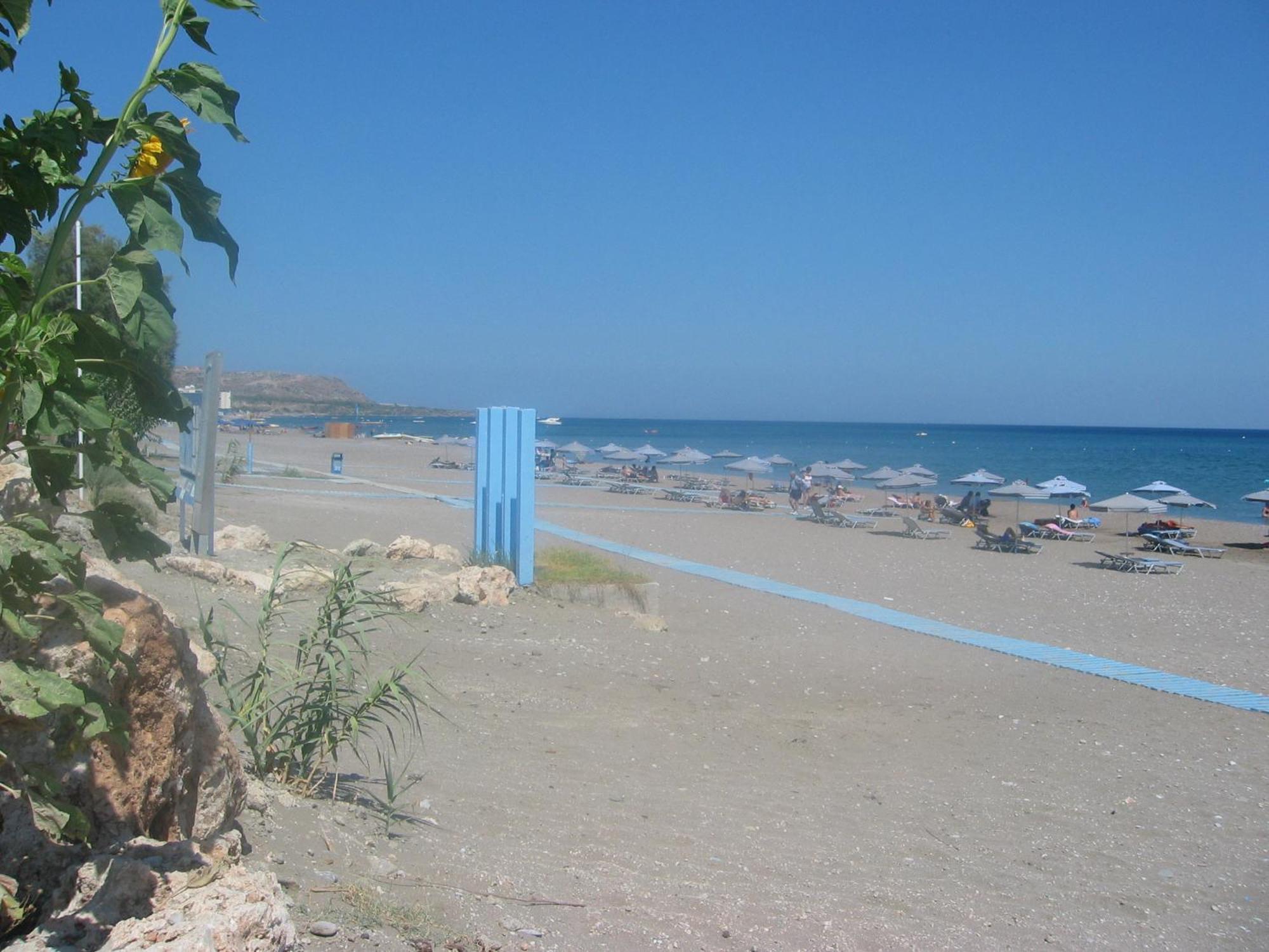 Irinna Hotel-Apartments Faliraki Buitenkant foto
